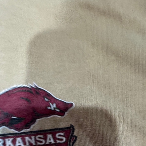 Arkansas Razorbacks Tan T-Shirt - Picture 2 of 5